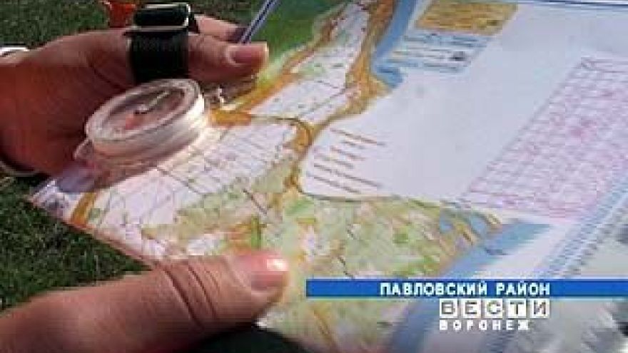 Любители летнего ориентирования открыли сезон в Павловске