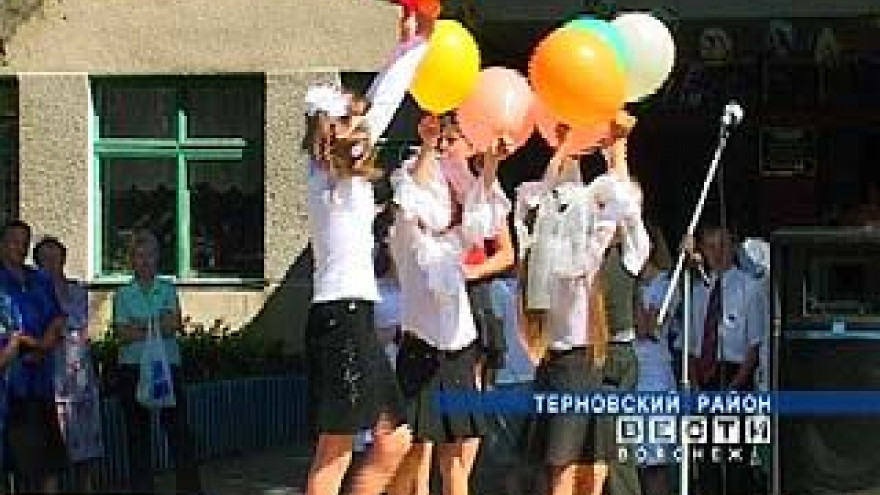 Александровская школа отметила сразу два юбилея