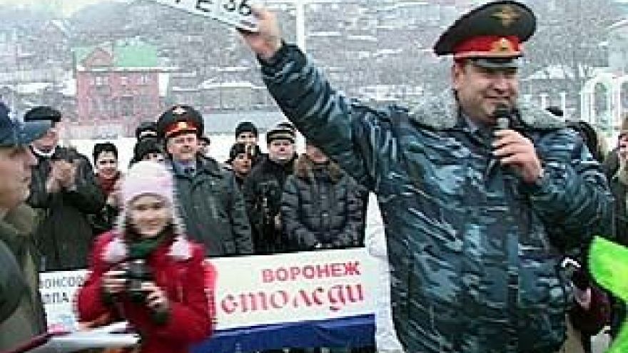 В Воронеже прошел конкурс "Автоледи-2009"