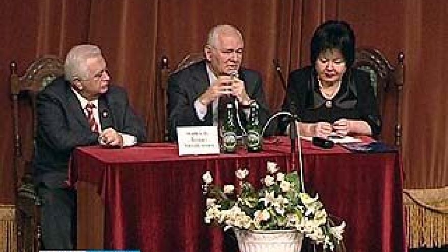 Известный детский хирург Леонид Рошаль посетил Воронеж