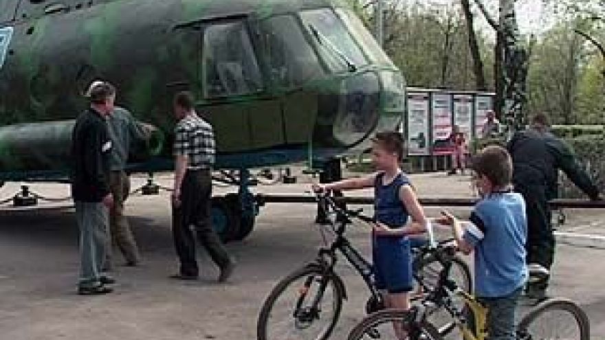 Экспозицию боевой техники у Музея-диорамы пополнил еще один экспонат