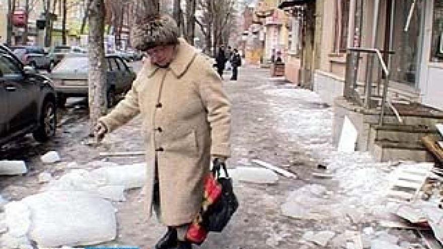 Кто должен отвечать за падения сосулек на людей?