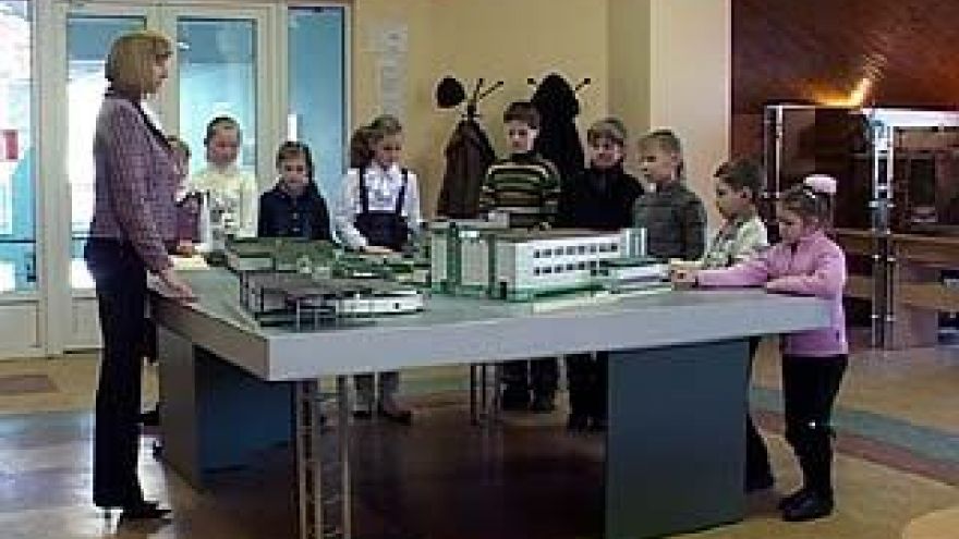 В компании "Ангстрем" детям сотрудников прививают любовь к знаниям