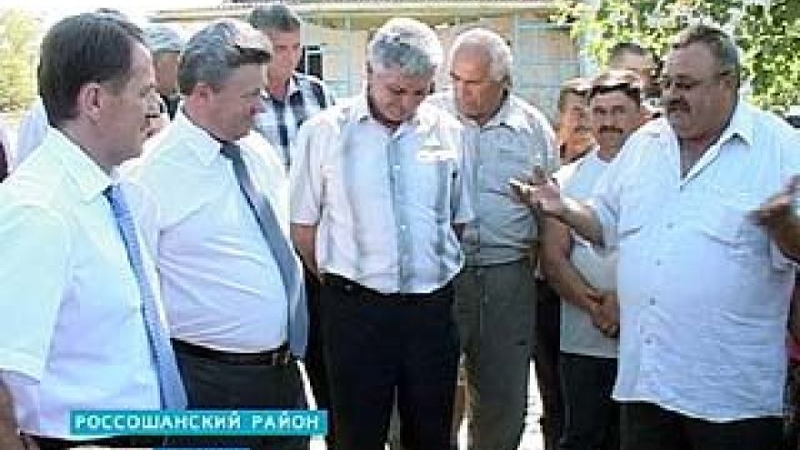 Губернатор проверил, как в области ликвидируют последствия урагана