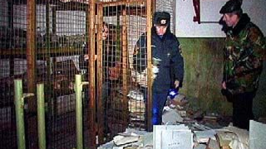 Сотрудники МЧС проверяют готовность бомбоубежищ Воронежа
