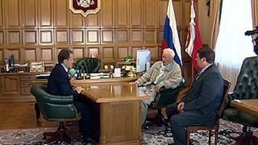 В Воронеже побывал поэт Егор Исаев