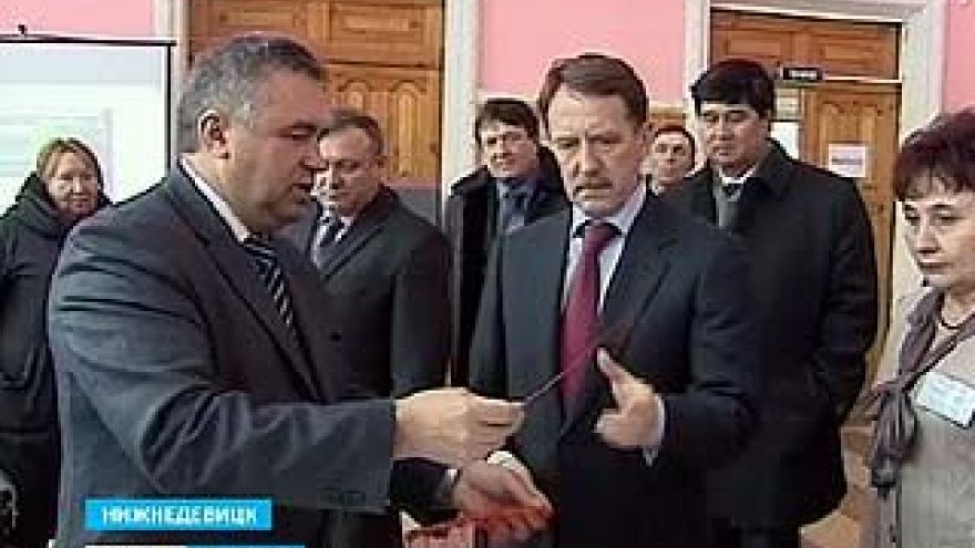 Губернатор проверил готовность к выборам в Нижнедевицке
