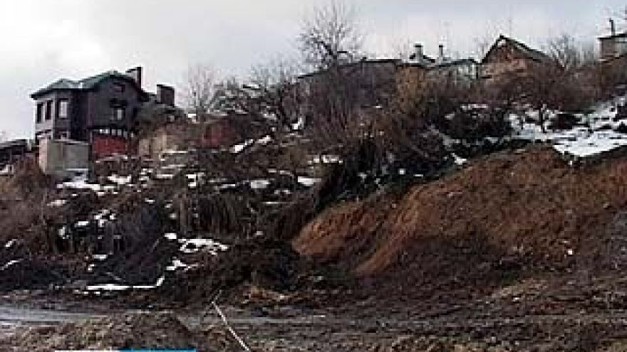 Склон на улице Красненькой планируют очистить от остатков террас и укрепить