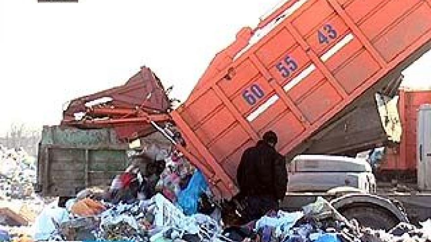 Воронежские коммунальщики не хотят вывозить мусор на новый полигон ТБО