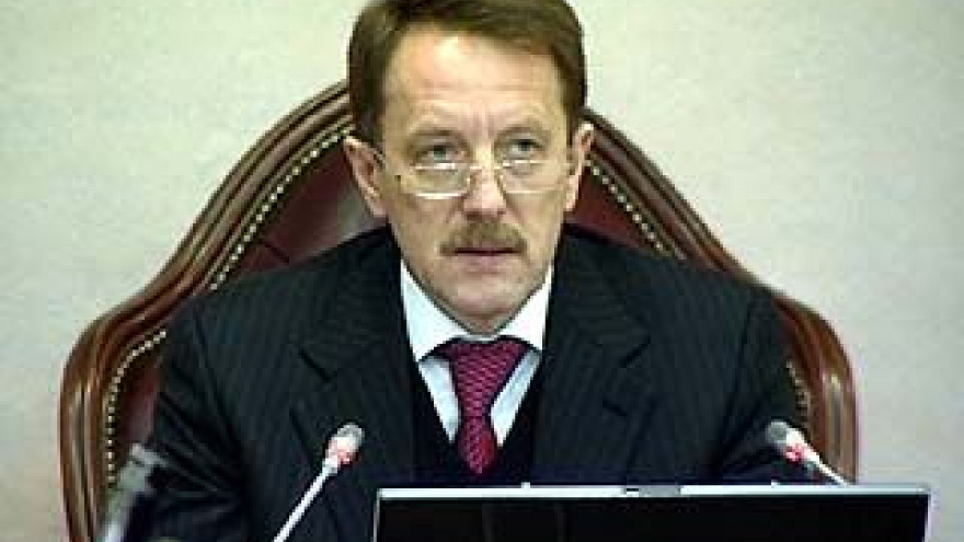 Губернатор потребовал навести порядок на привокзальной площади