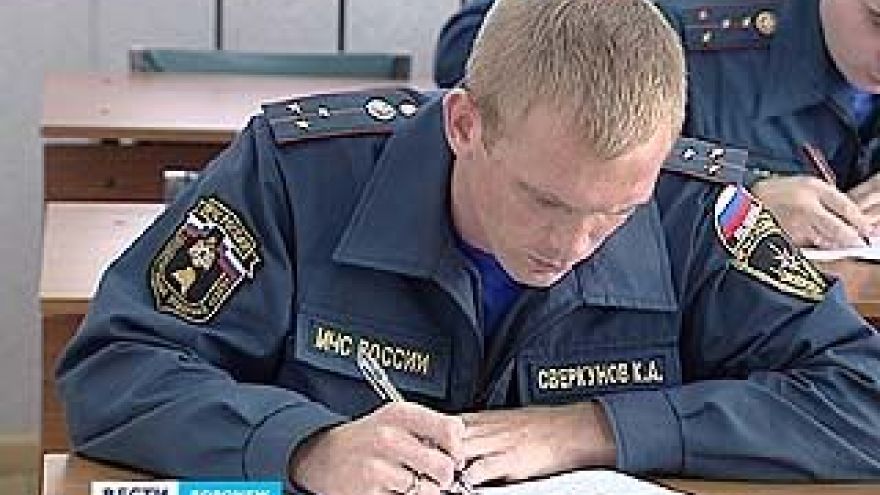 В Воронеже выбирали лучшего госинспектора пожарного надзора ЦФО