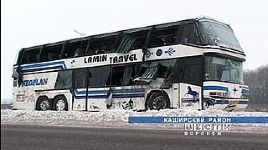 Автобус "Неоплан" перевернулся по вине нетрезвого водителя "Нивы"