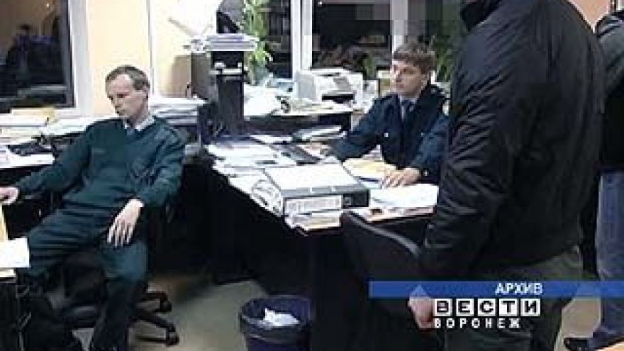 Обвинения против воронежских таможенников, пойманных на взятках, сняты