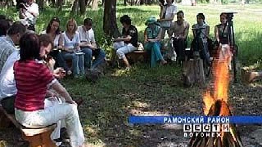 Открытие фестиваля "Рамонский родник" обсудили прямо на поляне