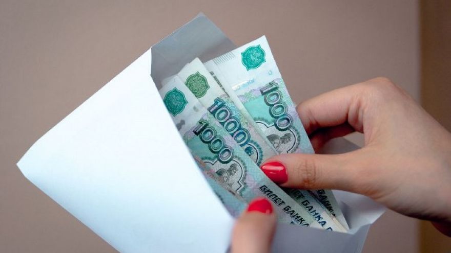 В Воронеже директора учебного центра осудили за восемь взяток