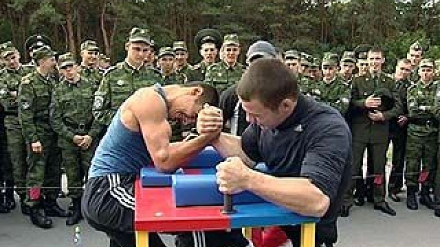 Курсанты ВВАИУ приняли участие в спартакиаде родного ВУЗа