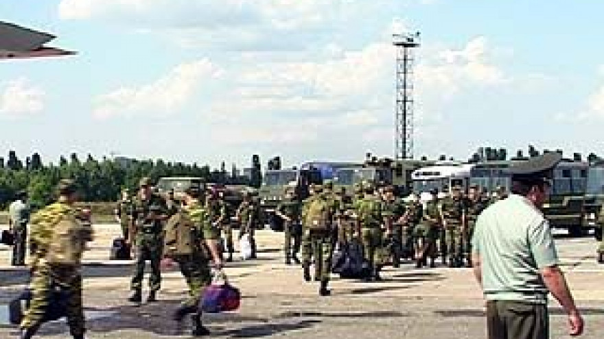 В Воронеж прибыли курсанты ставропольского авиационного училища