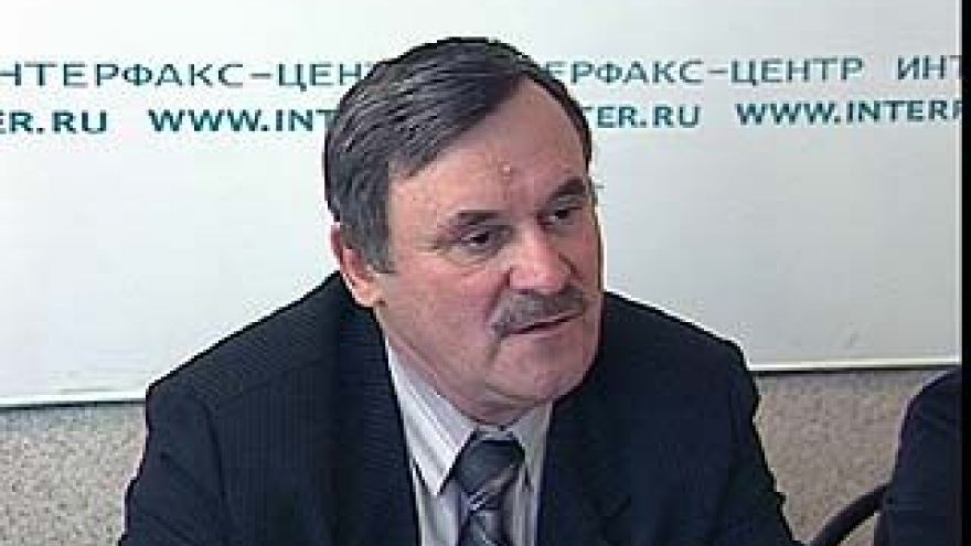 Владимир Рохмистров: никто в регионе не пытается "нагреть руки" на бензине