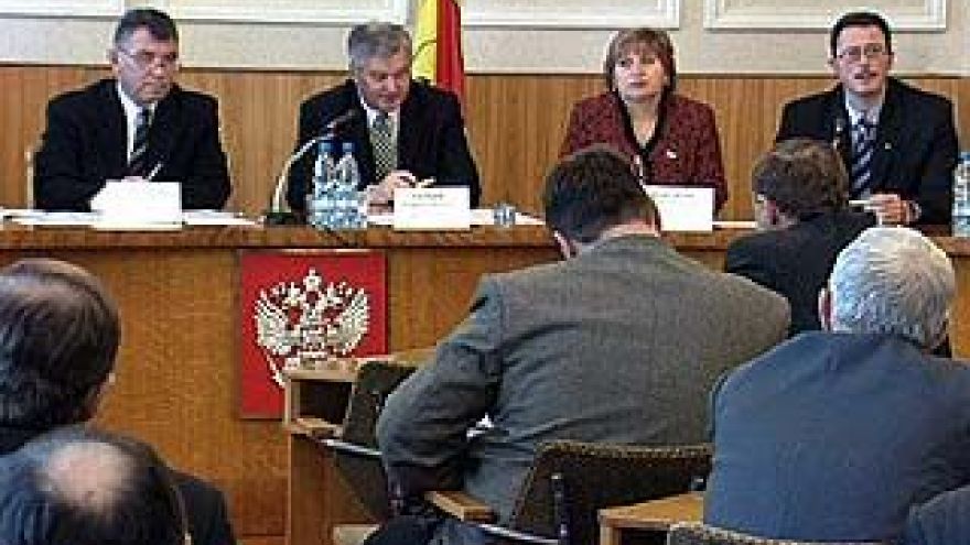 Главы муниципальных образований встретились в областной администрации