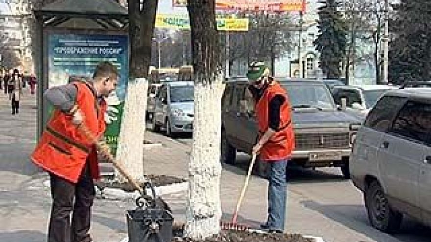 Сотрудники "Русского аппетита" вышли на уборку Воронежа