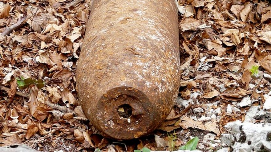 На Лесном кладбище в Воронеже нашли 10-килограммовую авиабомбу