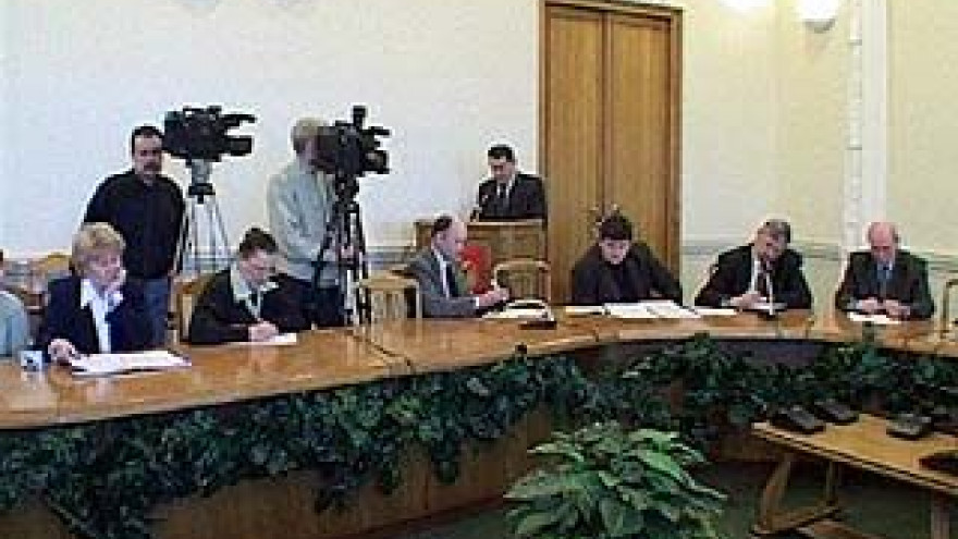 Новую систему оплаты труда педагогов обсудят в администрации области