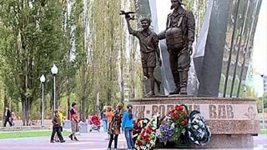 Воронежский памятник ВДВ придумали не те, кто выиграл конкурс