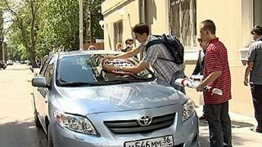 "Стоп, хам!" - под таким девизом начали борьбу за культуру вождения в Воронеже
