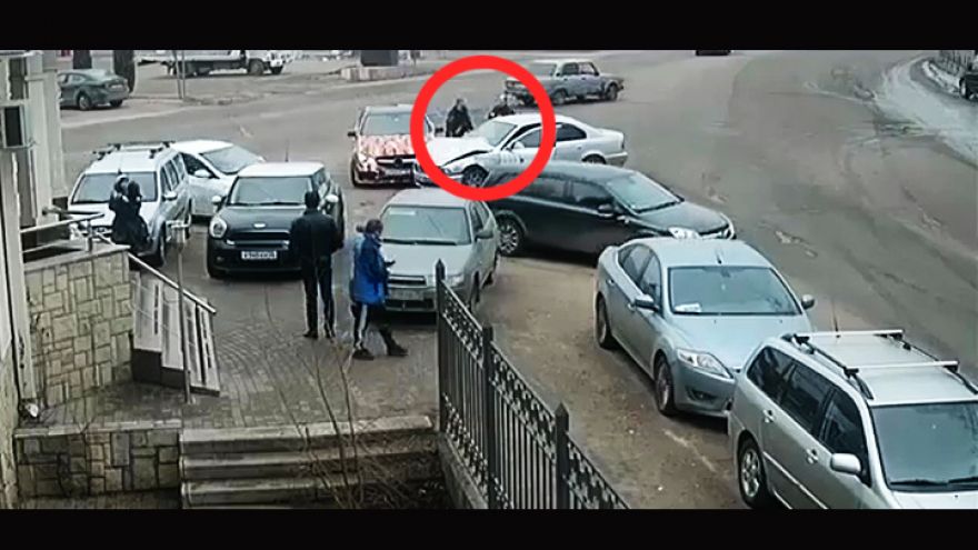 В сети появилось видео с воронежскими автомобилистами, устроившими потасовку после ДТП