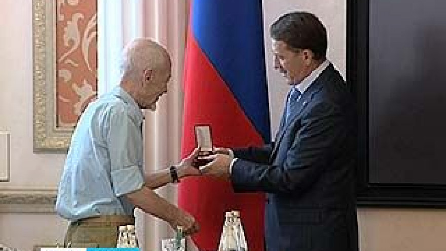 Поздравления от Алексея Гордеева с Днём радио принимали те, кого узнают по голосу
