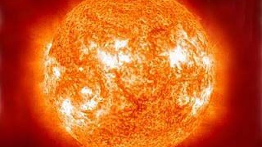 Вспышки на Солнце ухудшат качество приема РИК
