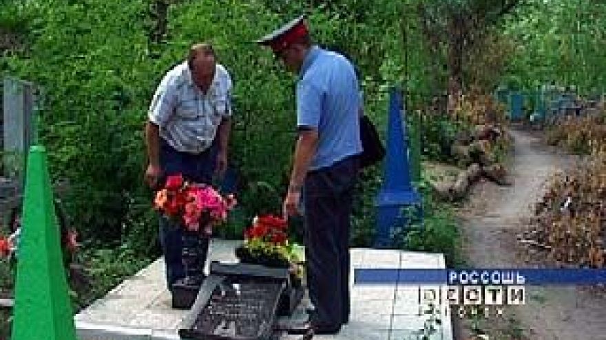 На Россошанском кладбище совершен акт вандализма