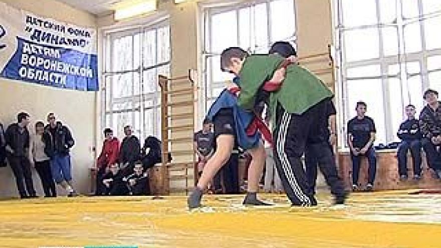 В Воронежском регионе набирает популярность борьба на поясах