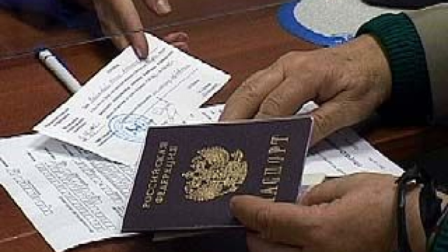 Льготники должны выбрать между соцпакетом и деньгами
