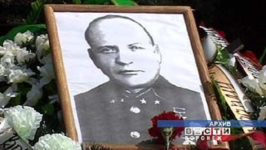 К 65-летию Победы в Воронеже появится памятник Александру Лизюкову