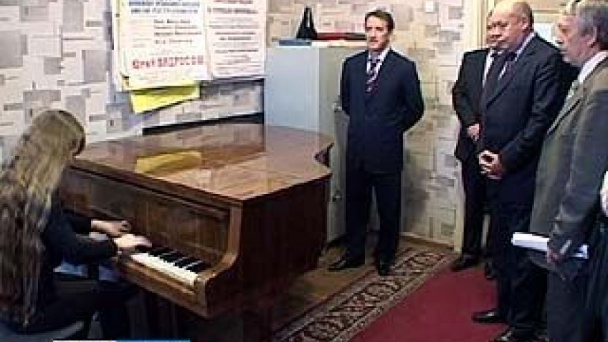 Михаил Швыдкой посетил Воронежский музыкальный колледж имени Ростроповичей