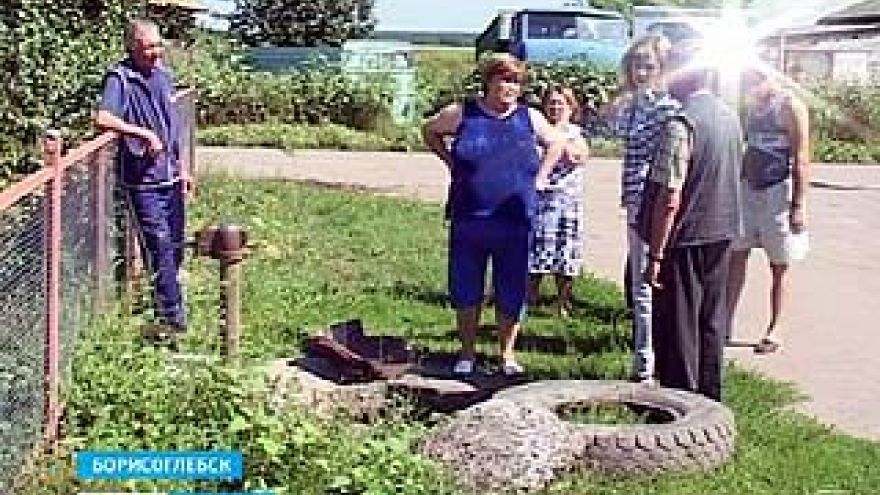 Жители Грибановки и коммунальщики не могут поделить воду