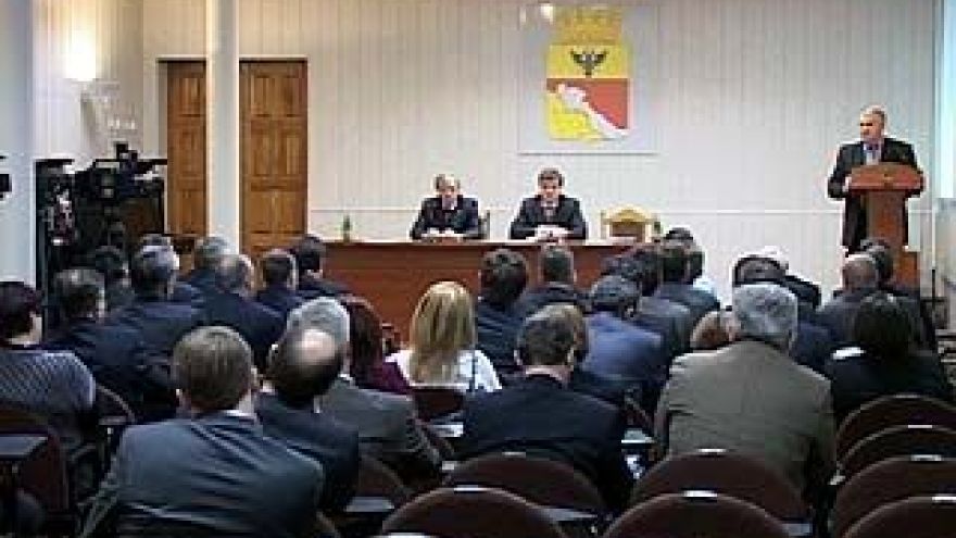 Вновь избранные депутаты городского парламента получат удостоверения