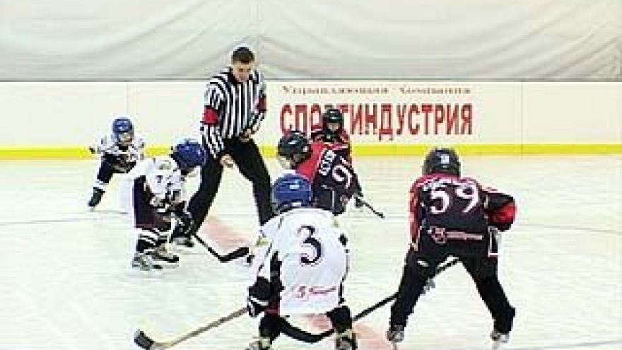 Свой первый день рождения отметил хоккейный клуб "ВДВ"