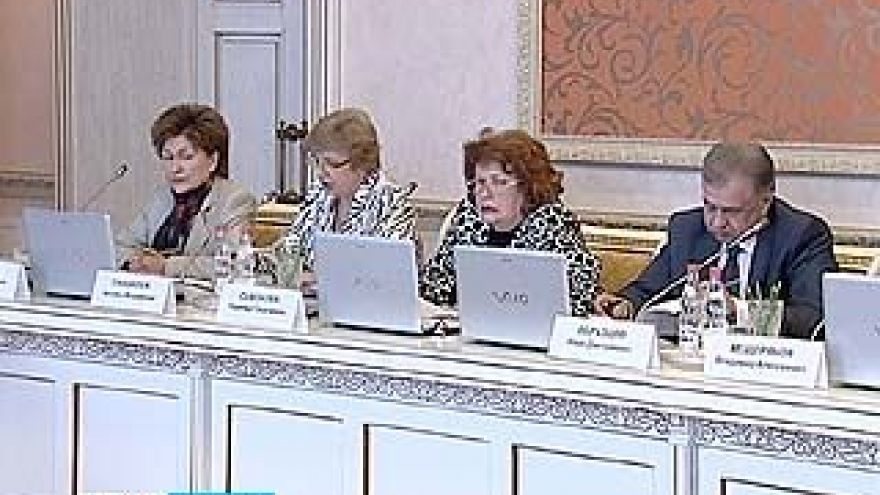 Социальных работников может стать ещё меньше
