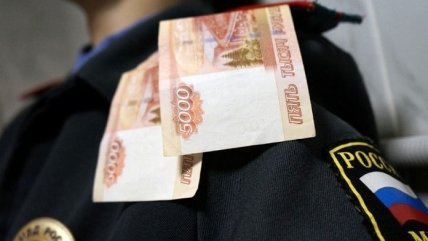 В Воронежской области руководство отдела полиции задержали за «развод» водителей на деньги