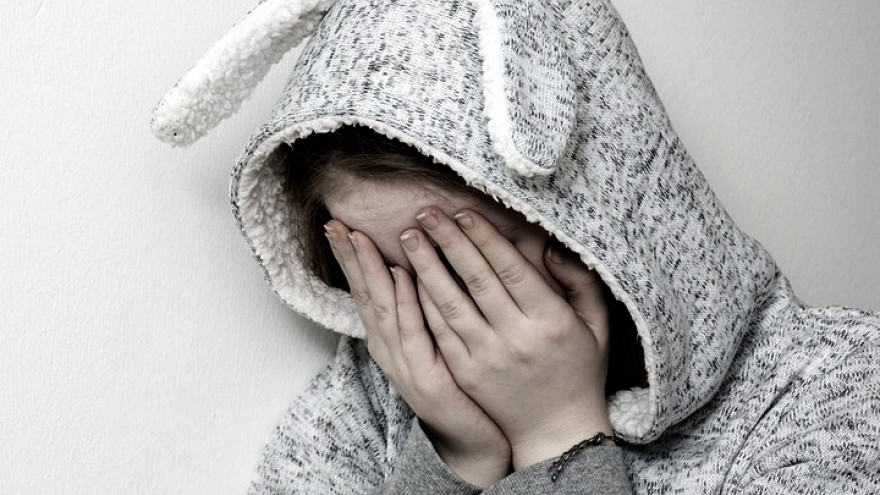 В Воронежской области мать избивала и выгоняла из дома 9-летнюю дочь