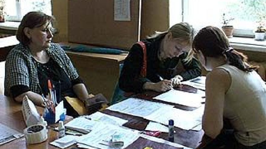 В ВУЗах вместо поступающих соревнуются заявления абитуриентов