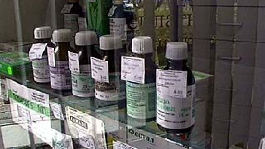 Растет число продаж поддельных лекарств с истекшим сроком годности