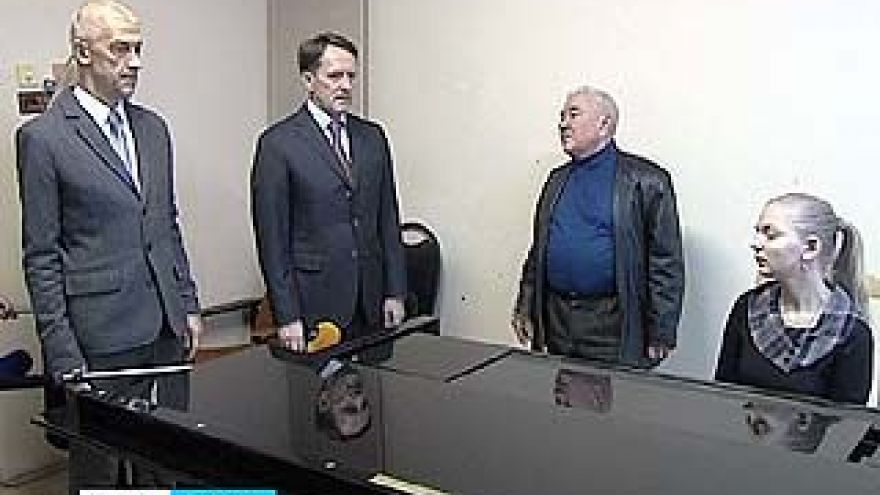 Глава региона посетил академию искусств, чтобы оценить первые результаты культурной перестройки