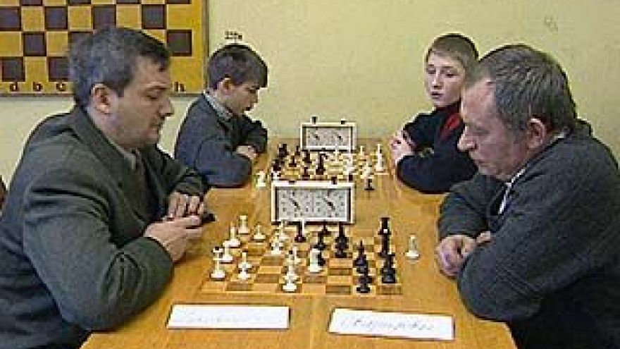 В Воронеже прошел турнир по семейным шахматам