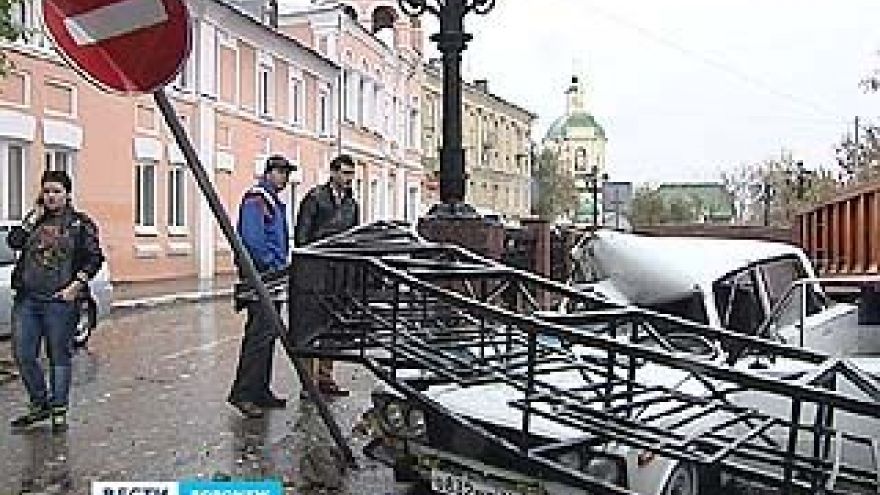 Арку у Каменного моста снова снесли