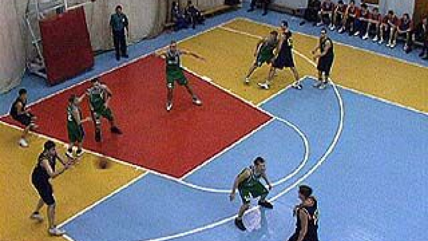Завершился городской чемпионат по баскетболу