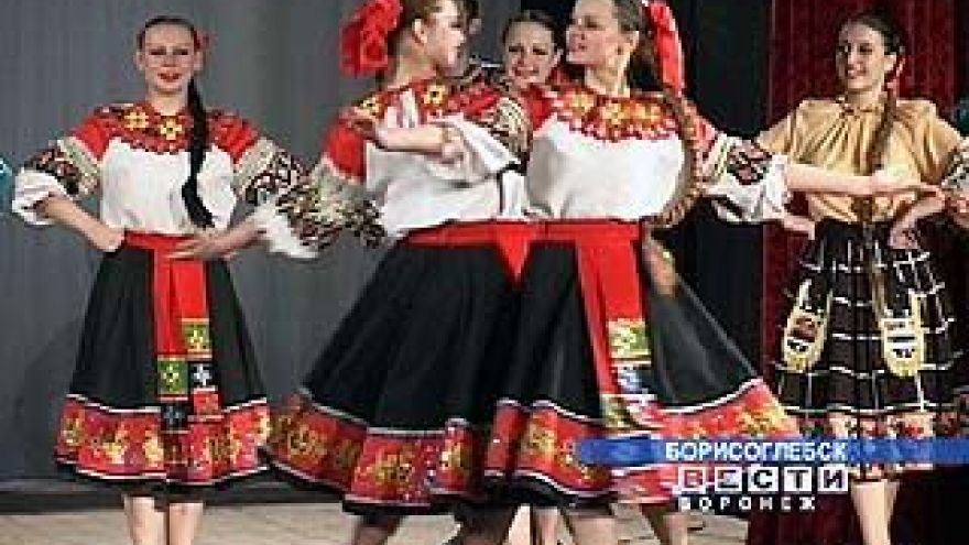 Ансамблю "Молодость" исполнилось 18 лет