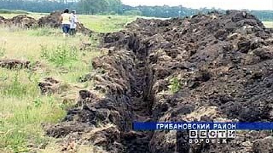 В Грибановке пропал километр чугунных труб